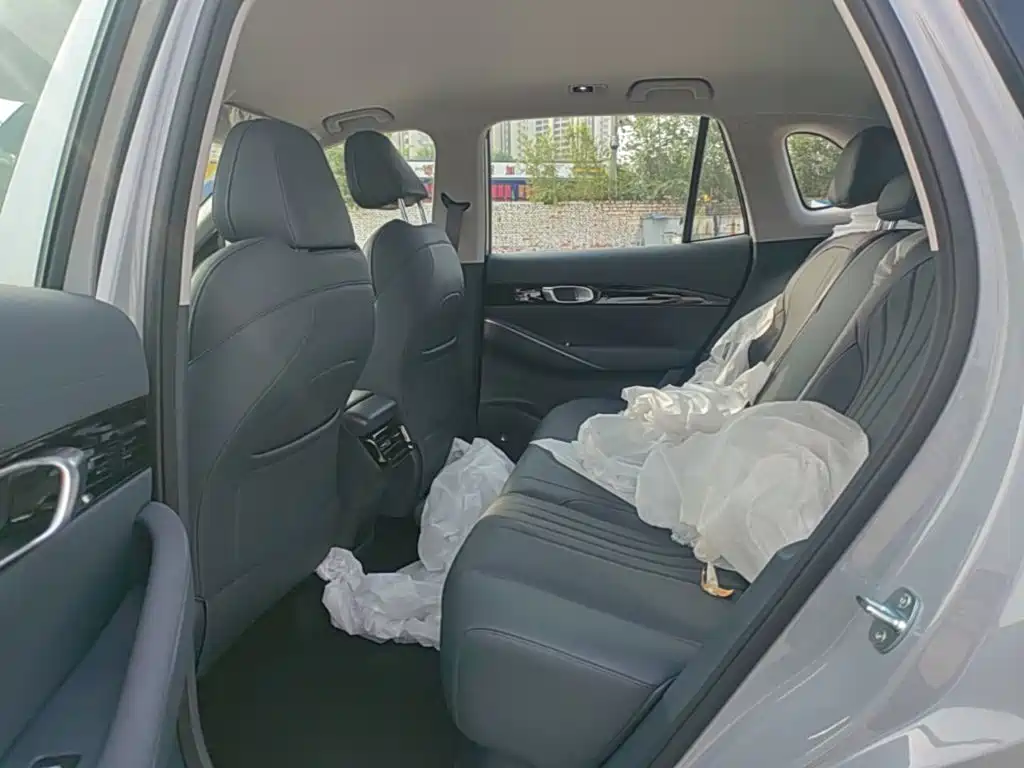 Geely Galaxy Galaxy E5 2026 2026 530km Voyager Edition