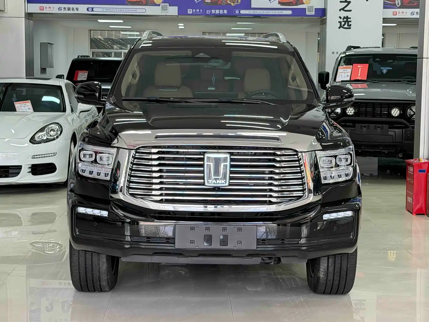 Tank 500 EV 2024 Hi4-T Black Warrior Edition фото 2