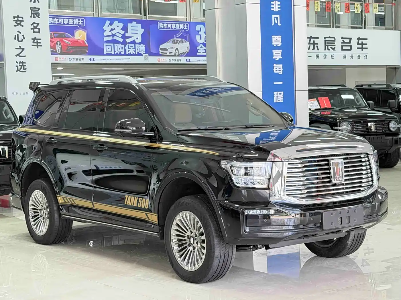 Tank 500 EV 2024 Hi4-T Black Warrior Edition фото 3