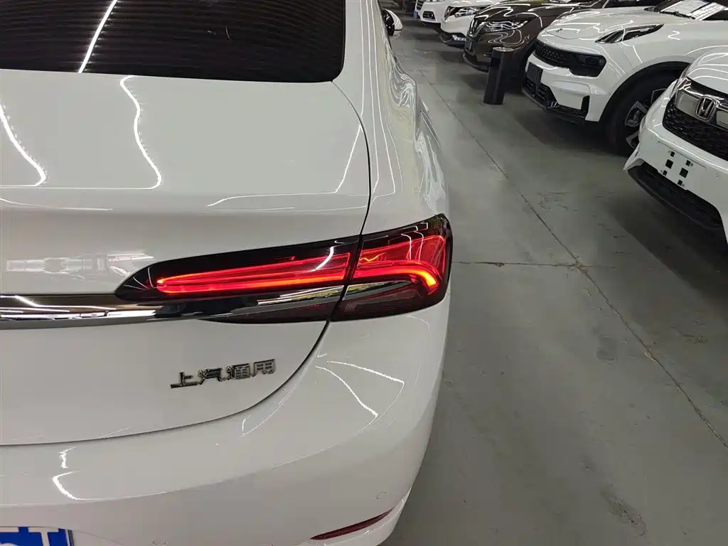 Buick LaCrosse 2019 28T Luxury Edition фото 8