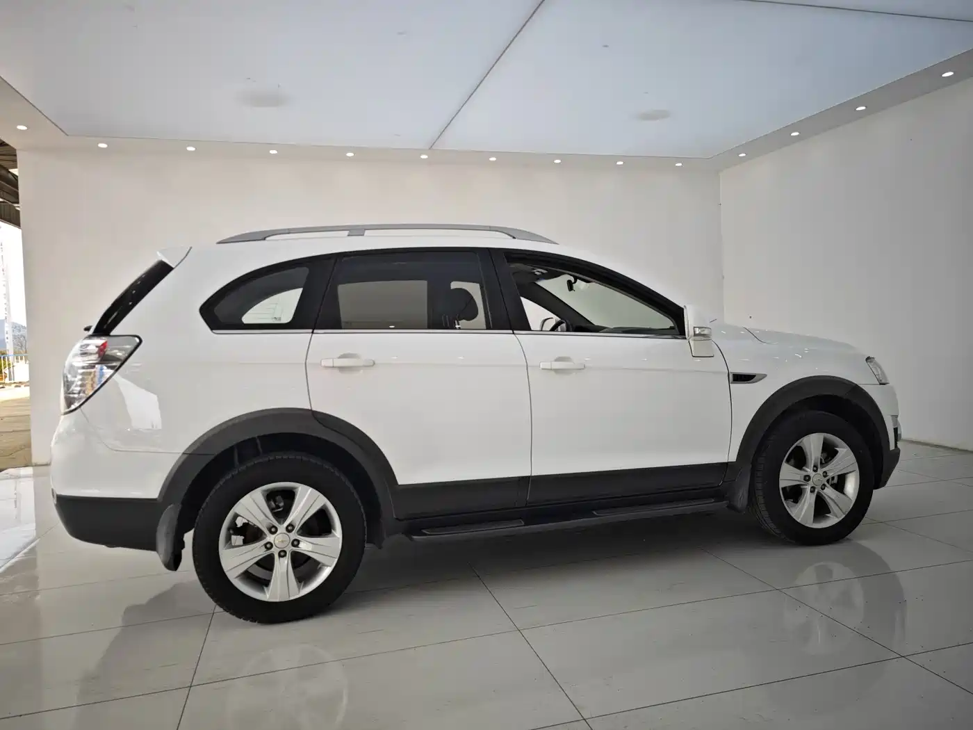 Chevrolet Captiva 2012 2.4L 4WD Flagship Edition 7-Seater фото 16