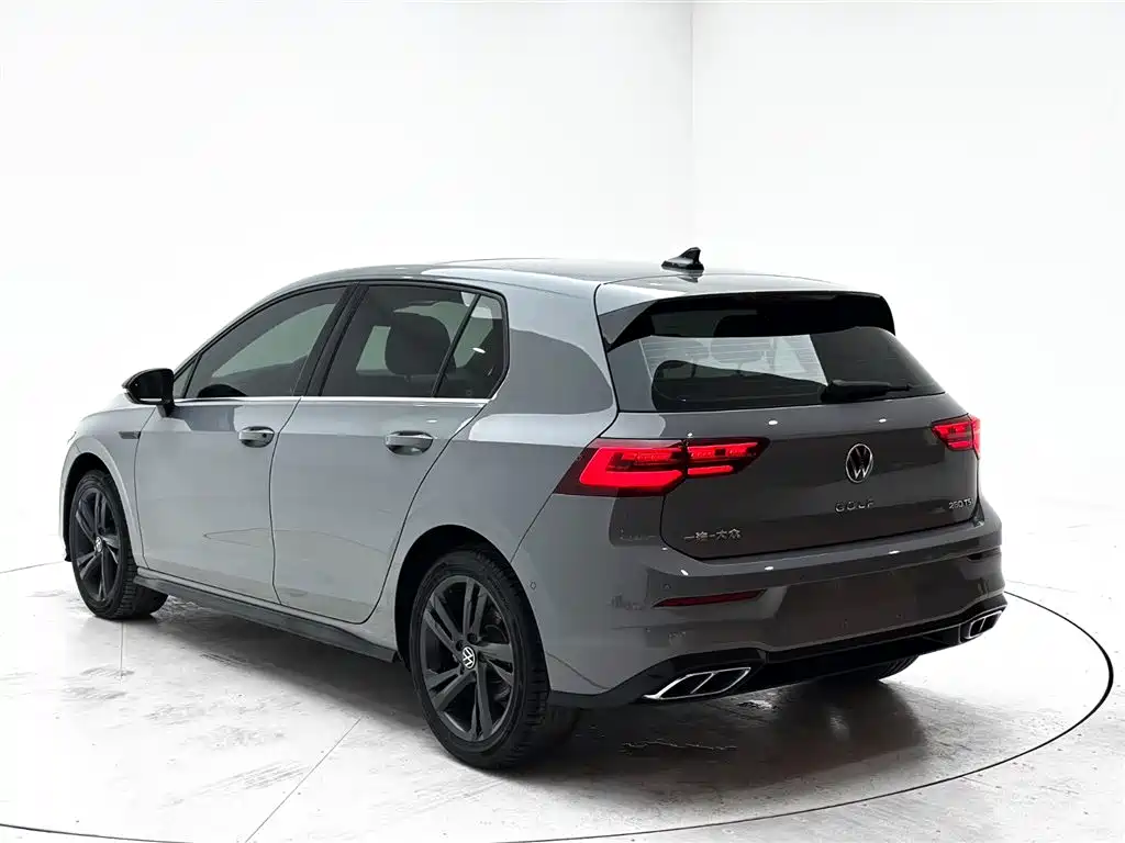 Volkswagen Golf 2021 280TSI DSG R-Line фото 4