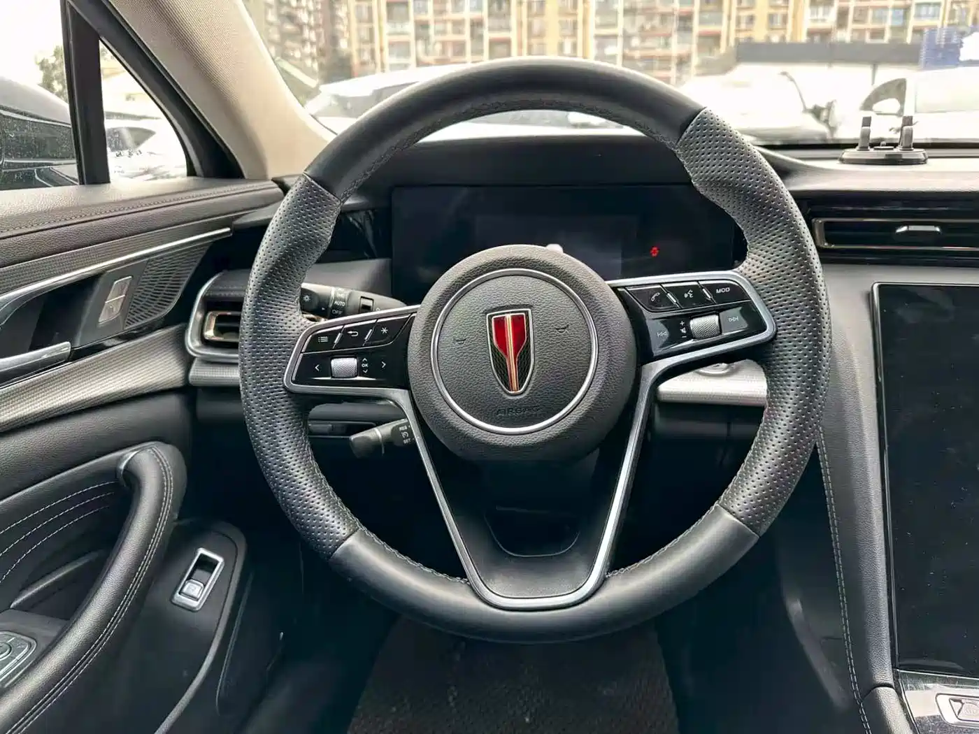 Hongqi H5 2023 1.5T DCT Smart Connect Joy Edition фото 6