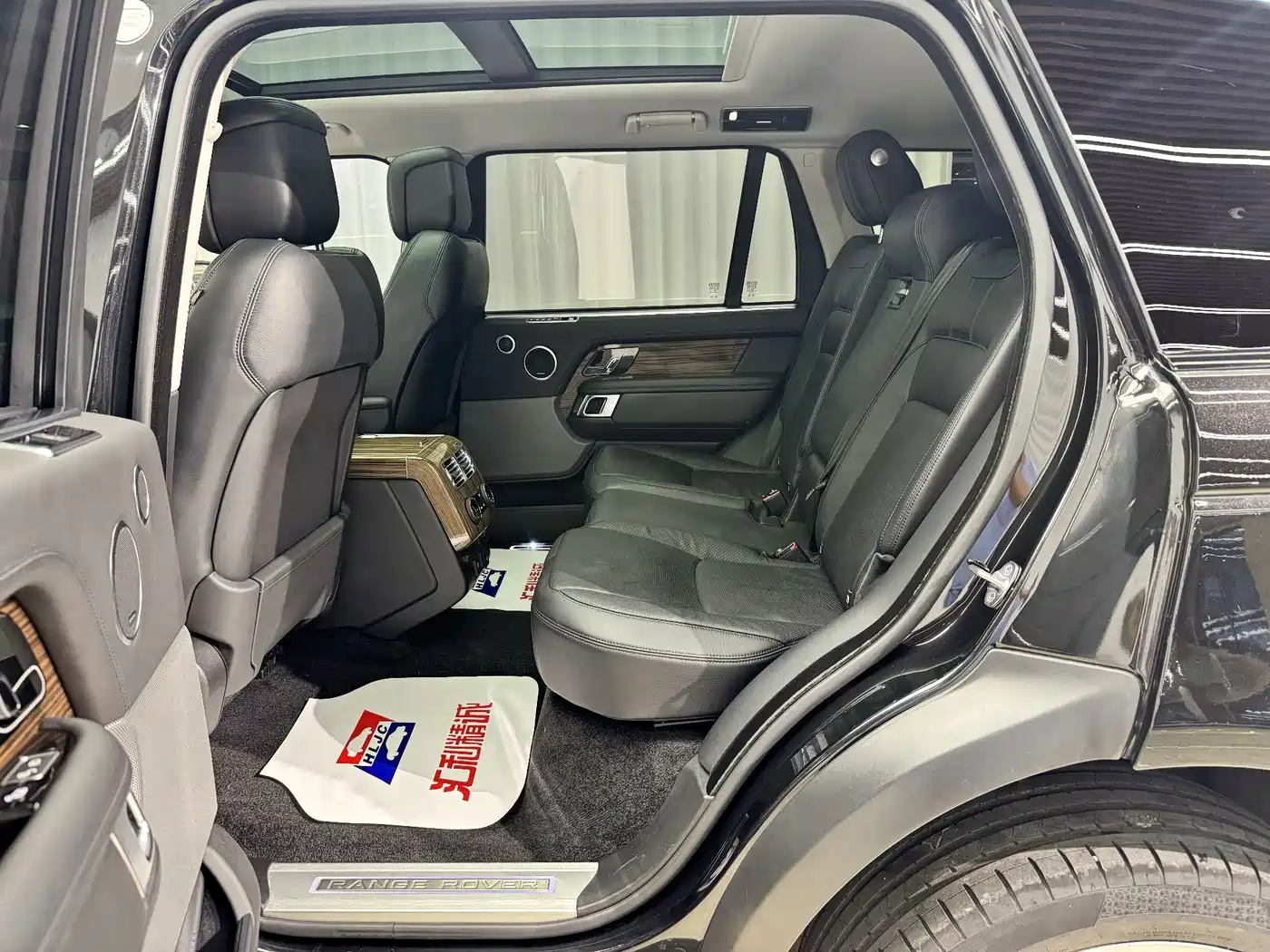 Фото 9 - Land Rover Range Rover