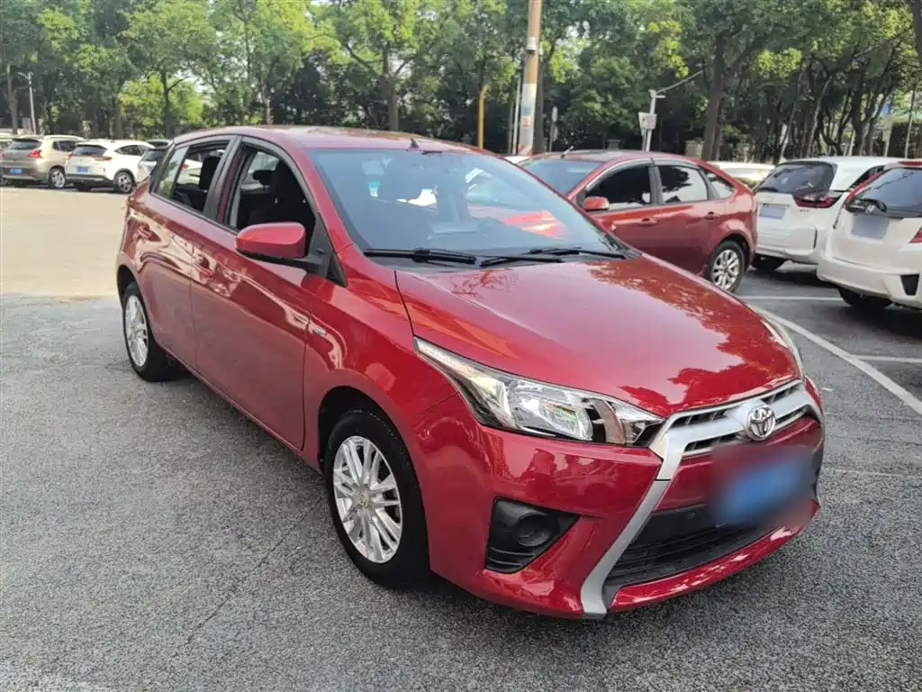 Toyota YARiS L Zhi Xuan 2015 1.5E Auto Charming Edition фото 4