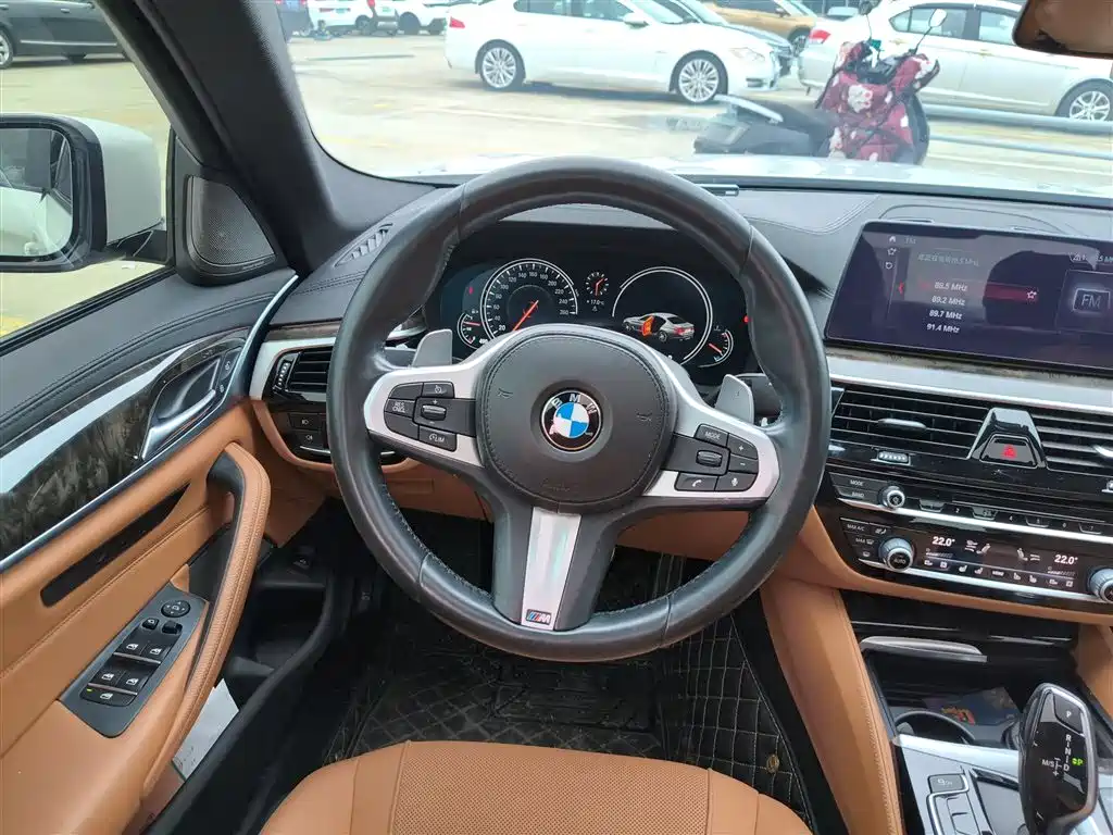 BMW 5 Series 2018 530Li Premium M Sport Package фото 7