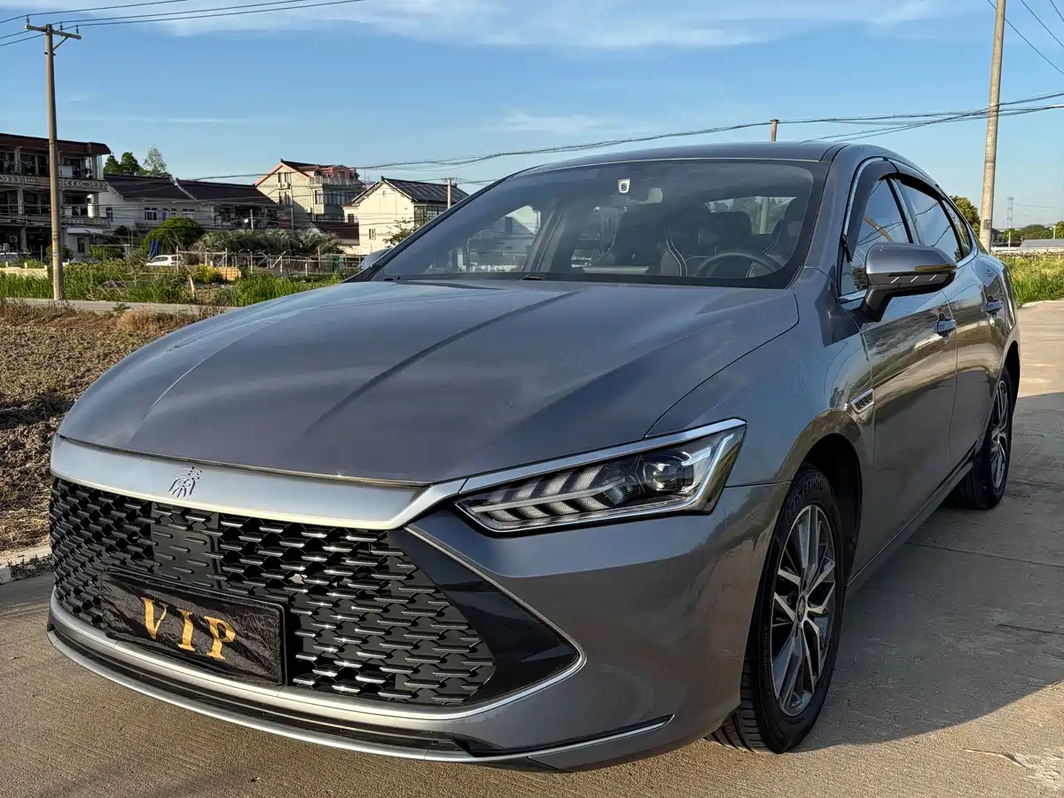 BYD Qin PLUS 2021 DM-i 120KM Premium