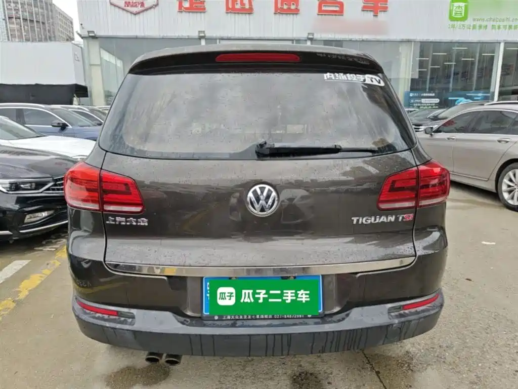 Volkswagen Tiguan 2015 1.8TSI Automatic 2WD Trendline фото 6