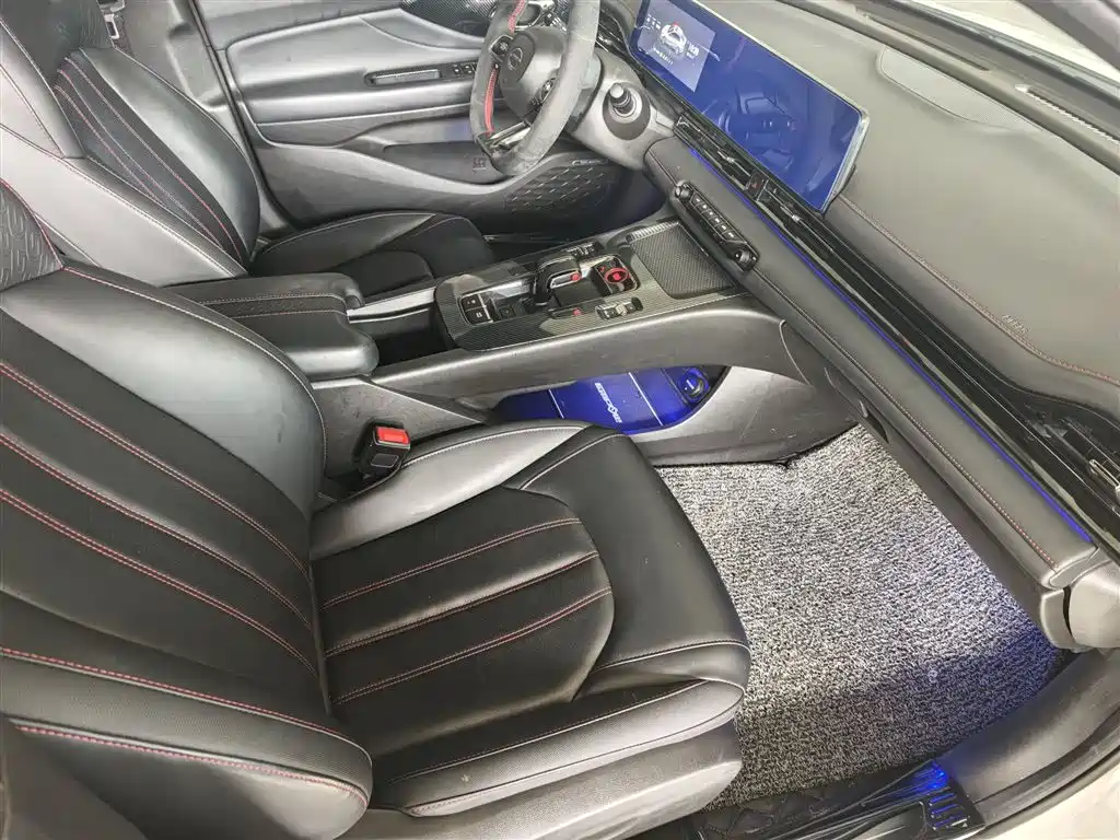 GAC Trumpchi Trumpchi Emkoo 2023 Shadow Leopard H Smart Hybrid фото 18
