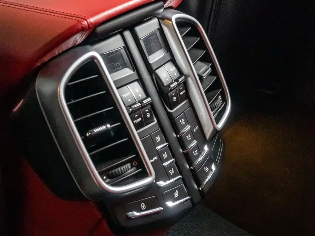 Porsche Cayenne 2016 Cayenne Turbo 4.8T фото 23