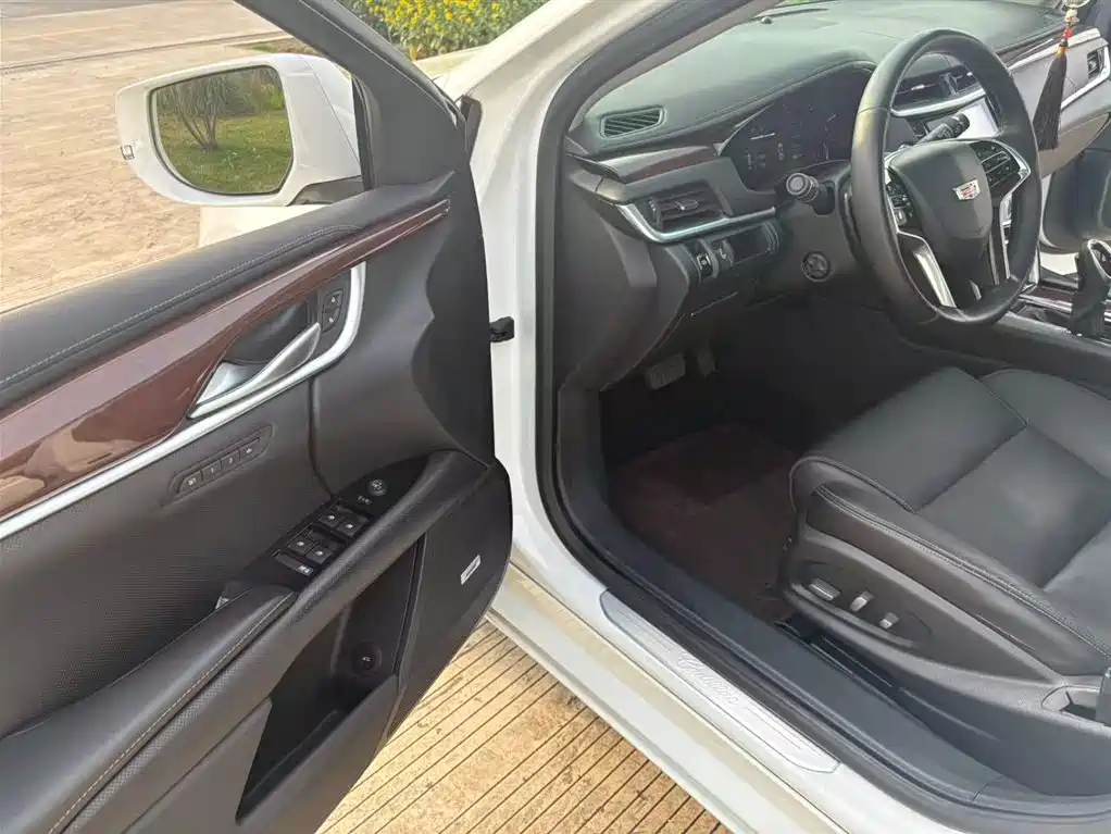 Cadillac XTS 2016 28T Elite фото 12