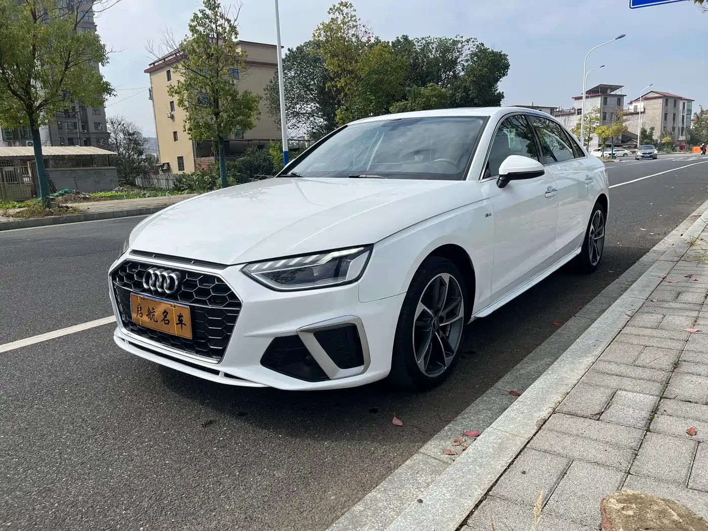 Audi A4L 2022 40 TFSI Fashion Dynamic