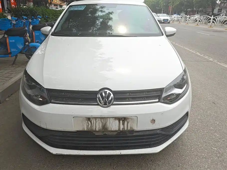 Volkswagen Polo 2018 1.5L Auto Safe Drive фото 2