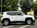 صورة 16 - Jeep Renegade