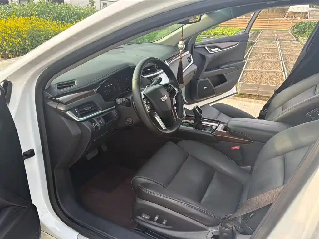 Cadillac XTS 2016 28T Elite фото 11