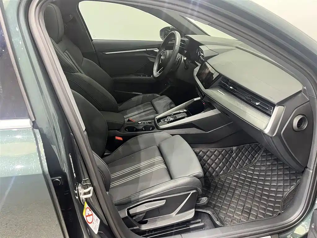 Audi A3 2024 Model Sportback 35 TFSI Fashion Sport фото 14