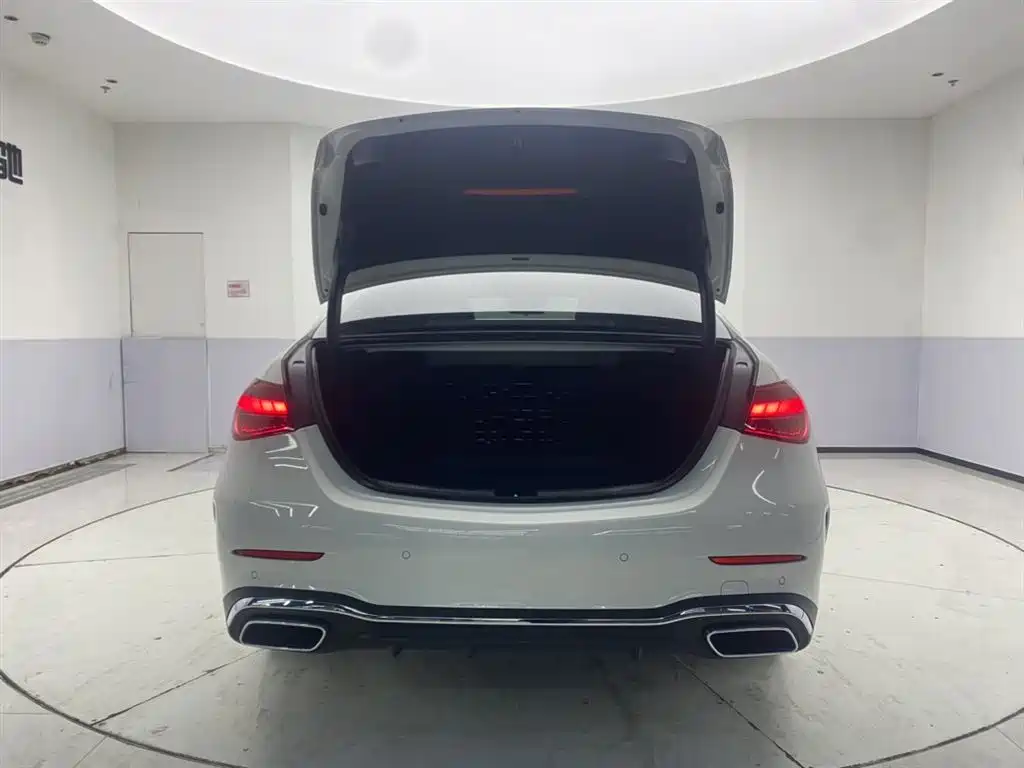 Mercedes-Benz C-Class 2024 Facelift C 260 L Sport фото 29