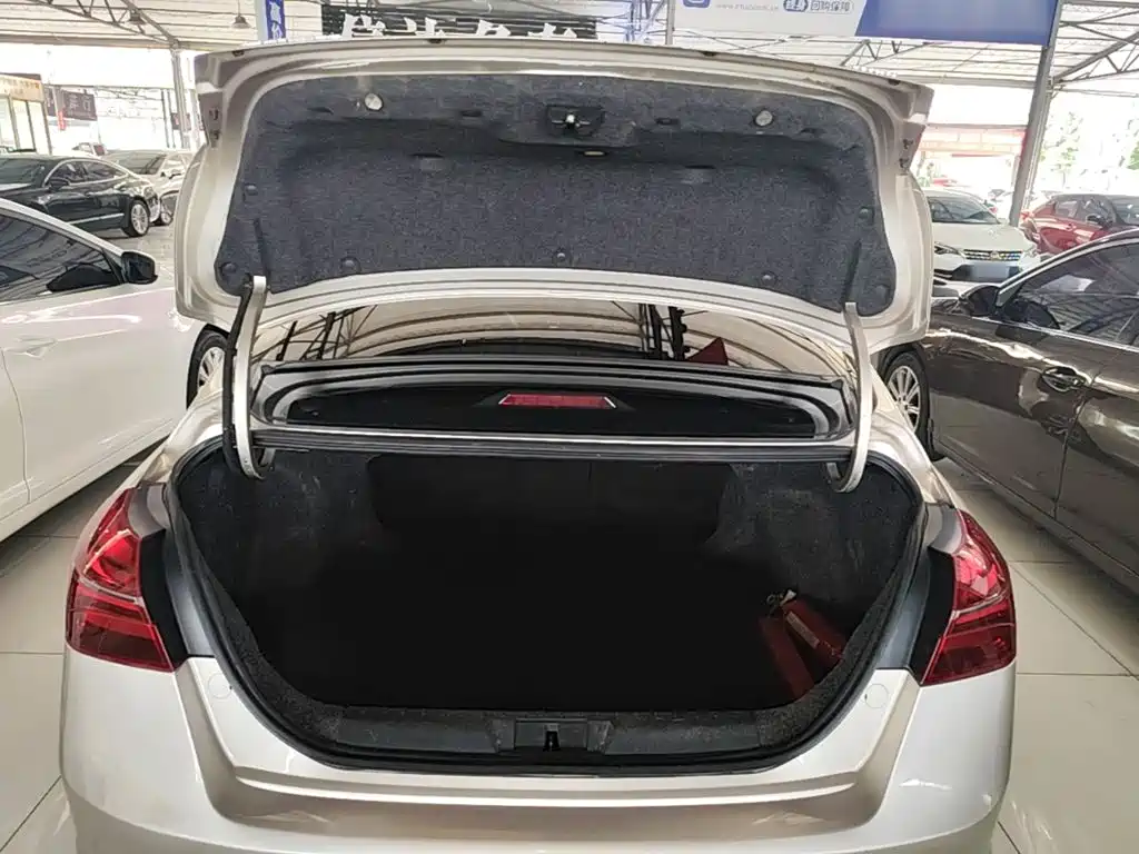 Photo 19 - Geely Emgrand