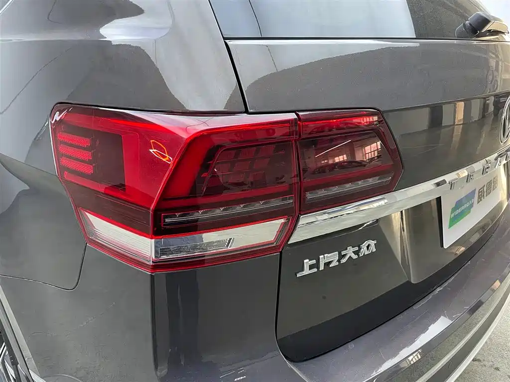 Volkswagen Teramont 2020 380TSI 4WD Luxury Edition China VI фото 35