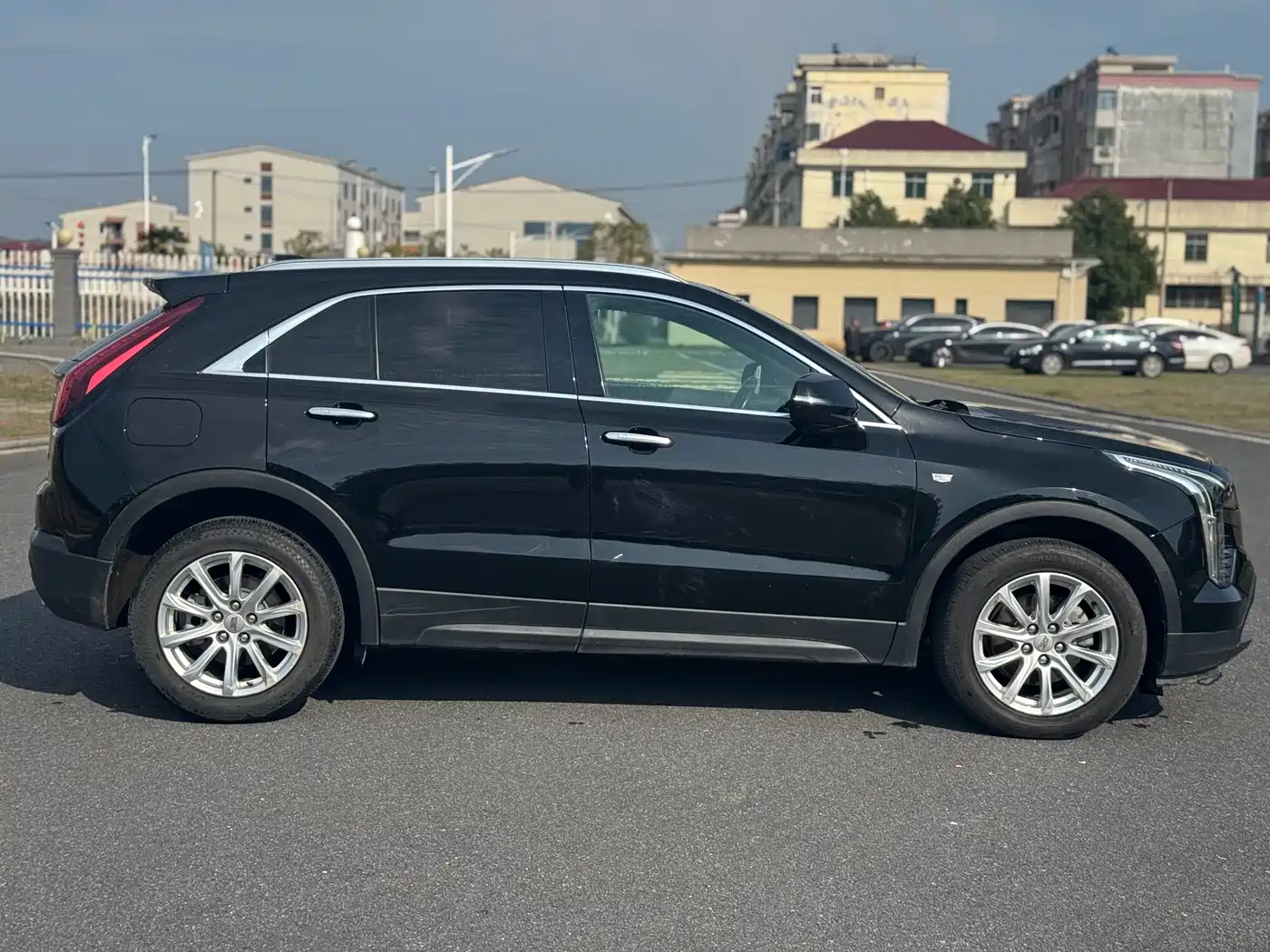 CADILLAC XT4