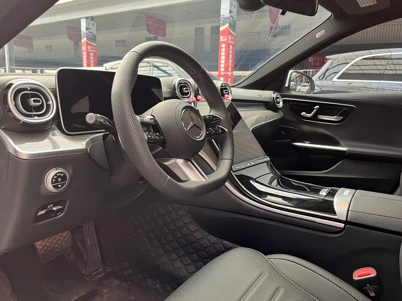Mercedes-Benz C-Class 2025 C 260 L Sport Edition фото 11