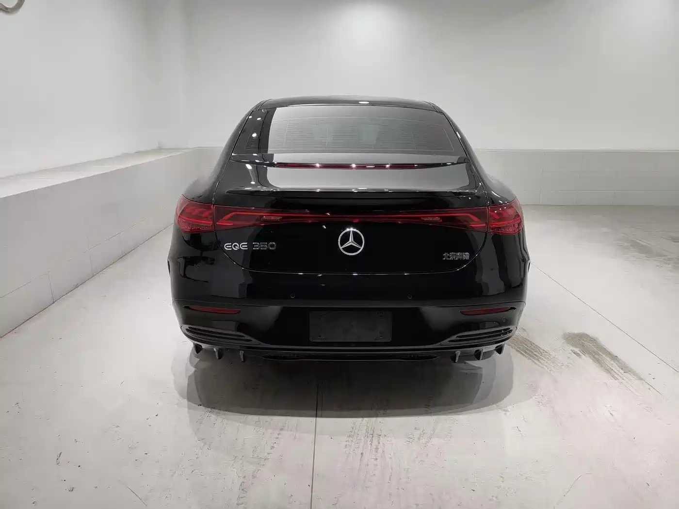 Mercedes-Benz EQE 2022 350 Pioneer Edition фото 2