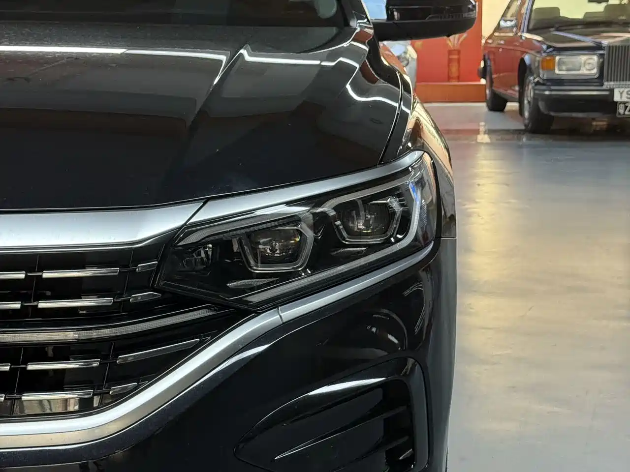 Volkswagen Passat 2025 Outstanding 380TSI Dragon Glory Edition фото 21