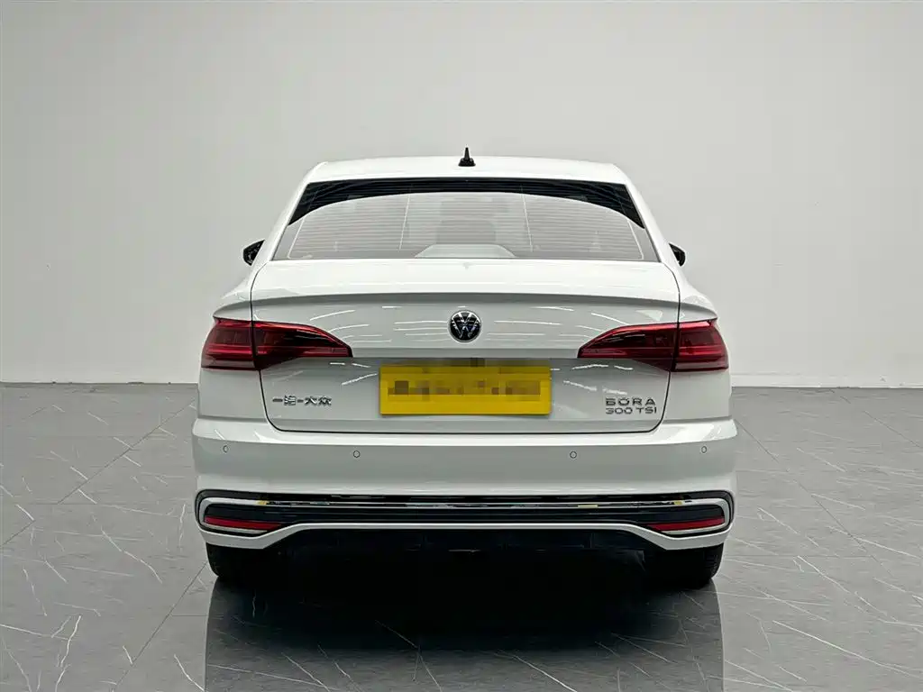 Volkswagen Bora 2023 300TSI DSG Premium Edition фото 5
