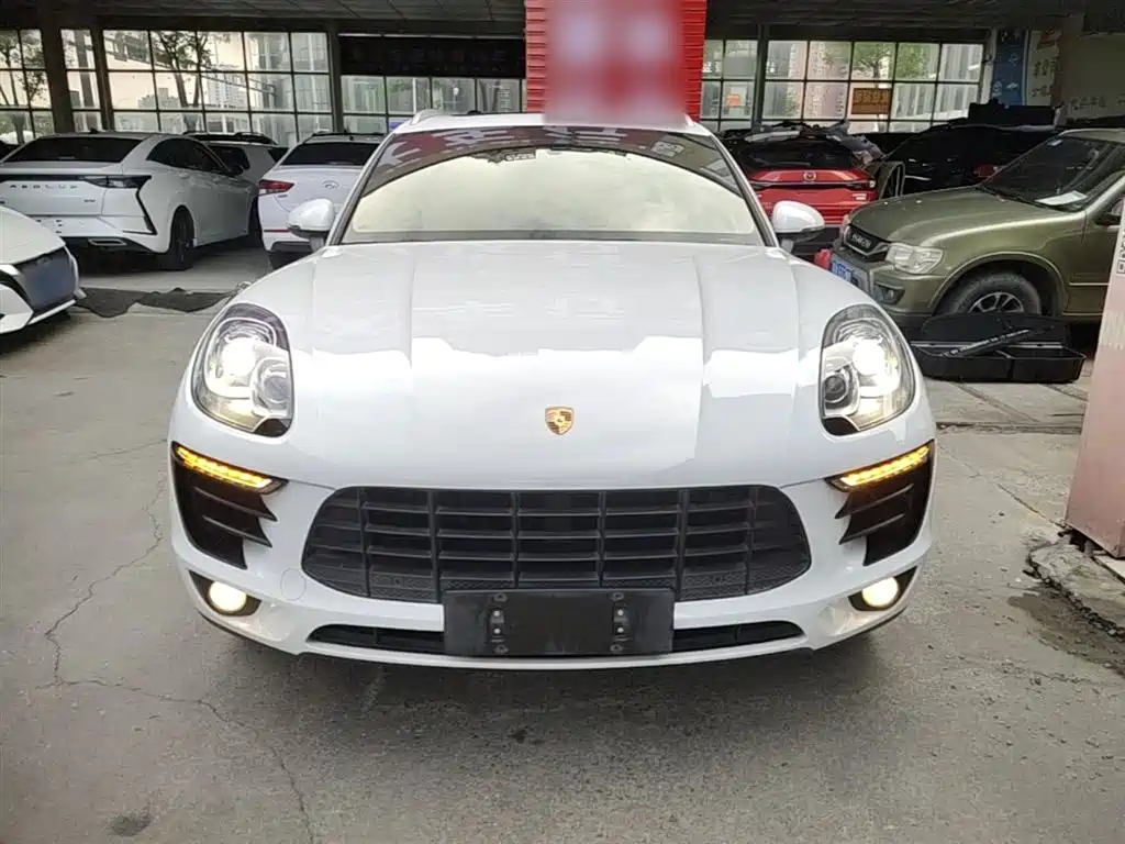Porsche Macan 2017 Macan 2.0T фото 3
