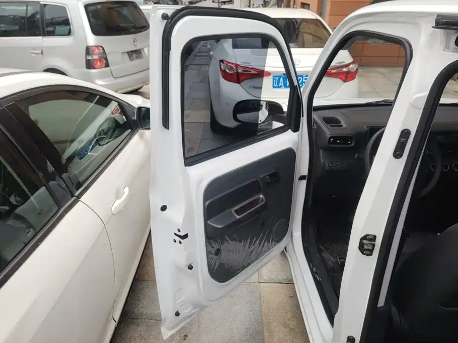 Wuling Motors Wuling Zhiguang NEV 2025 2025 Model Comfort