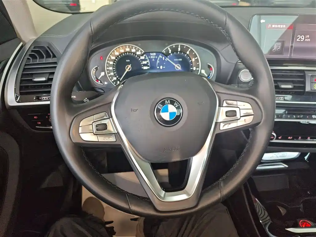 BMW X3 2018 xDrive25i Luxury Package China VI фото 3