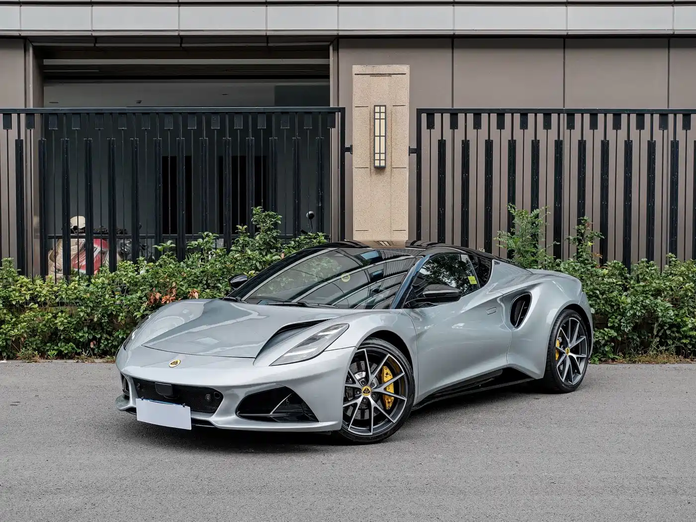 Lotus Cars EMIRA 2021 2.0T DCT First Edition