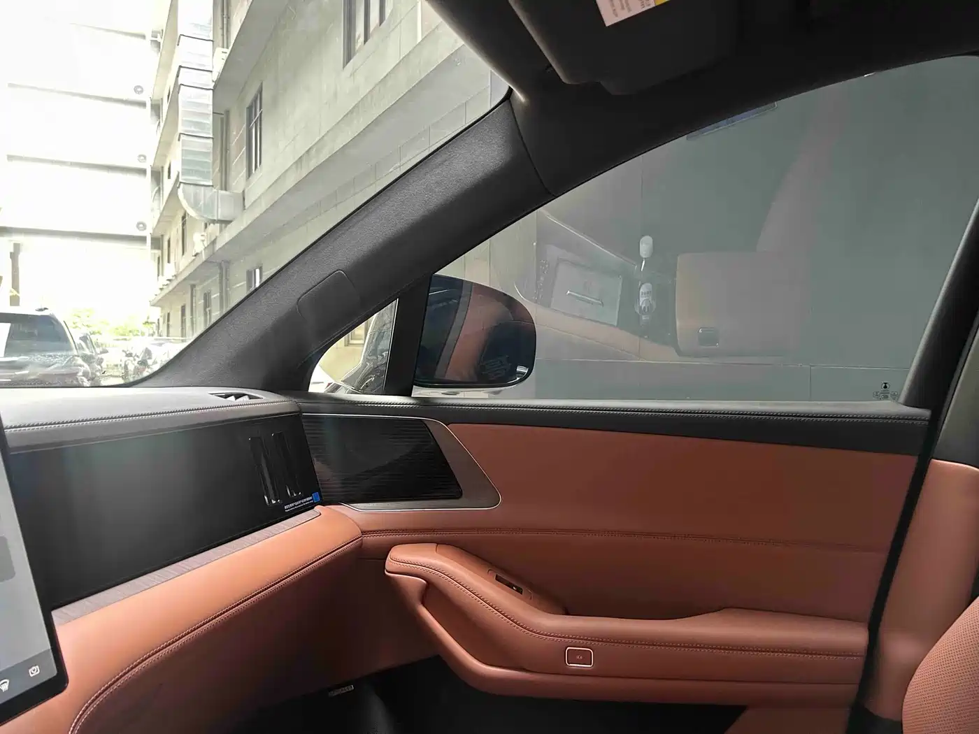 Denza N8L 2026 Model Prestige Edition фото 18