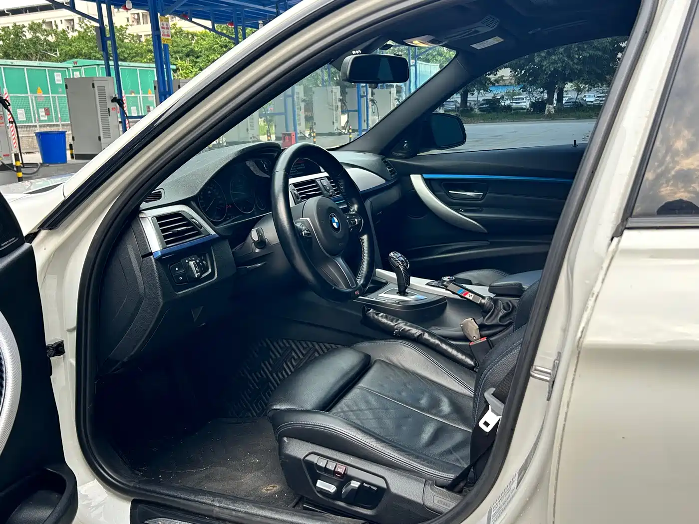 BMW 3 Series 2019 320i M Sport Package фото 4