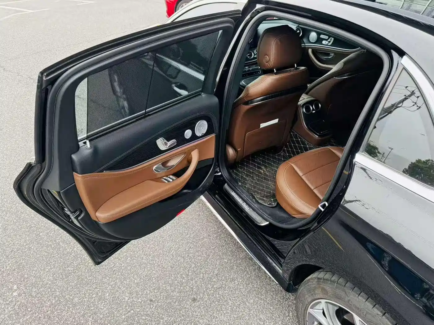 Mercedes-Benz E-Class 2021 E 300 L Sport Luxury Edition фото 13