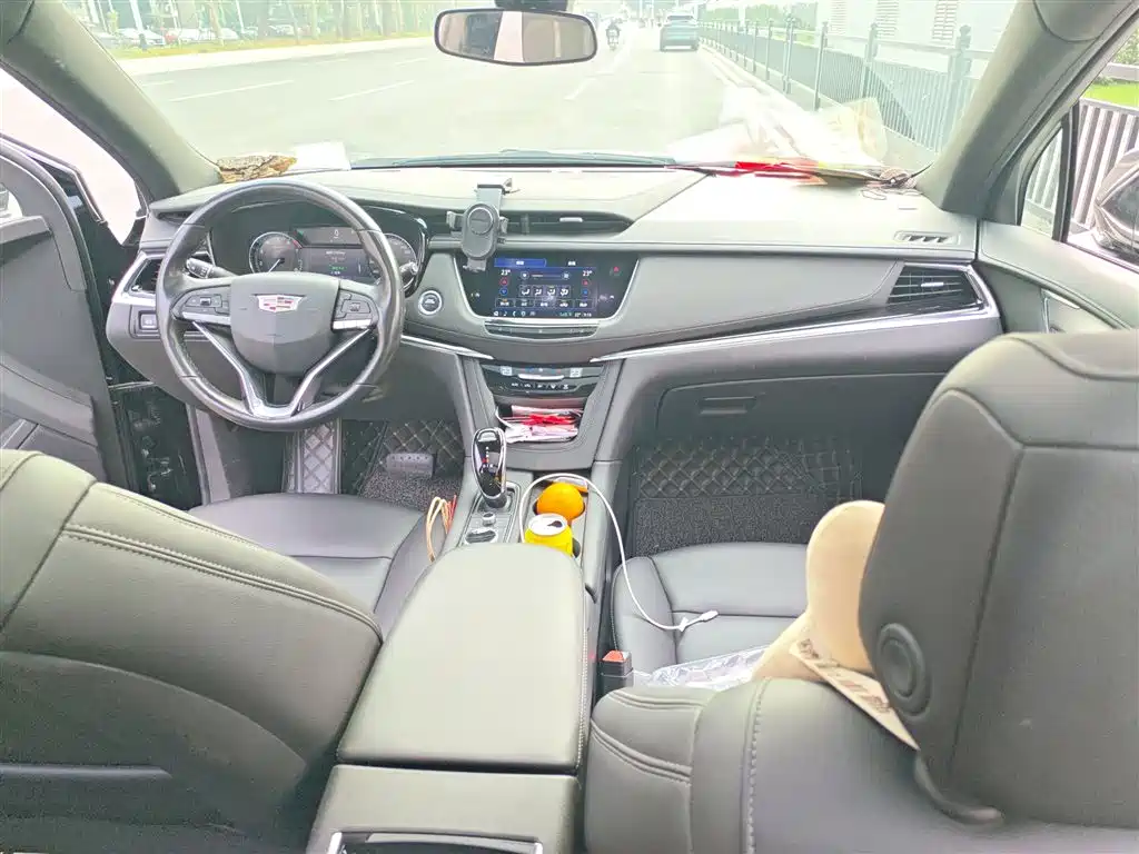 Cadillac XT6 2020 28T 6-Seater Trend Edition фото 13