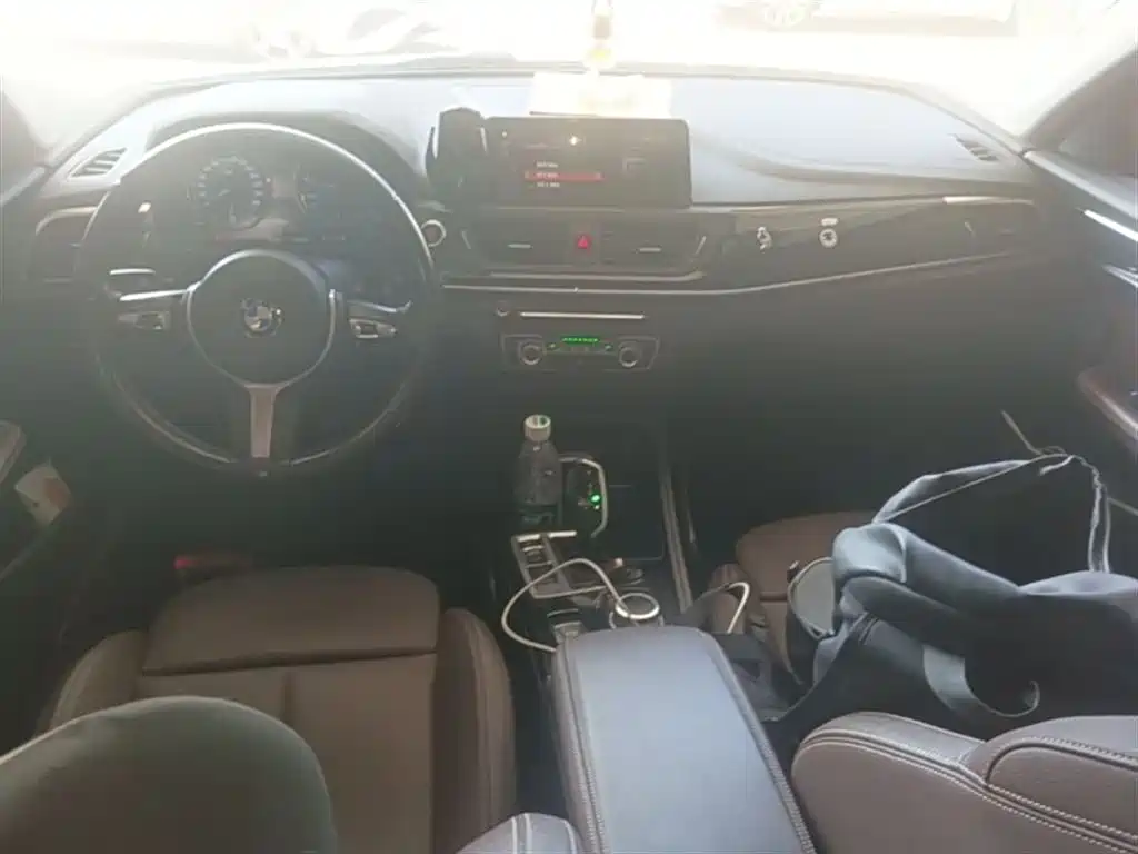 BMW 1 Series 2019 118i M Sport Package фото 10
