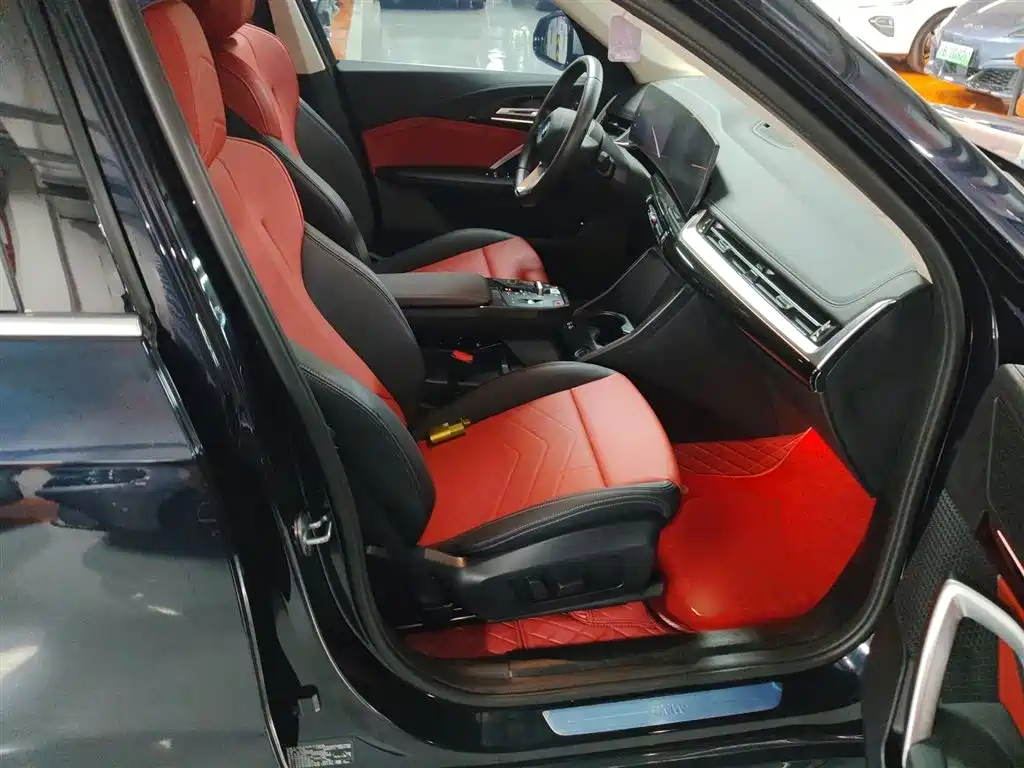 BMW iX1 2023 eDrive25L X Design Package фото 25