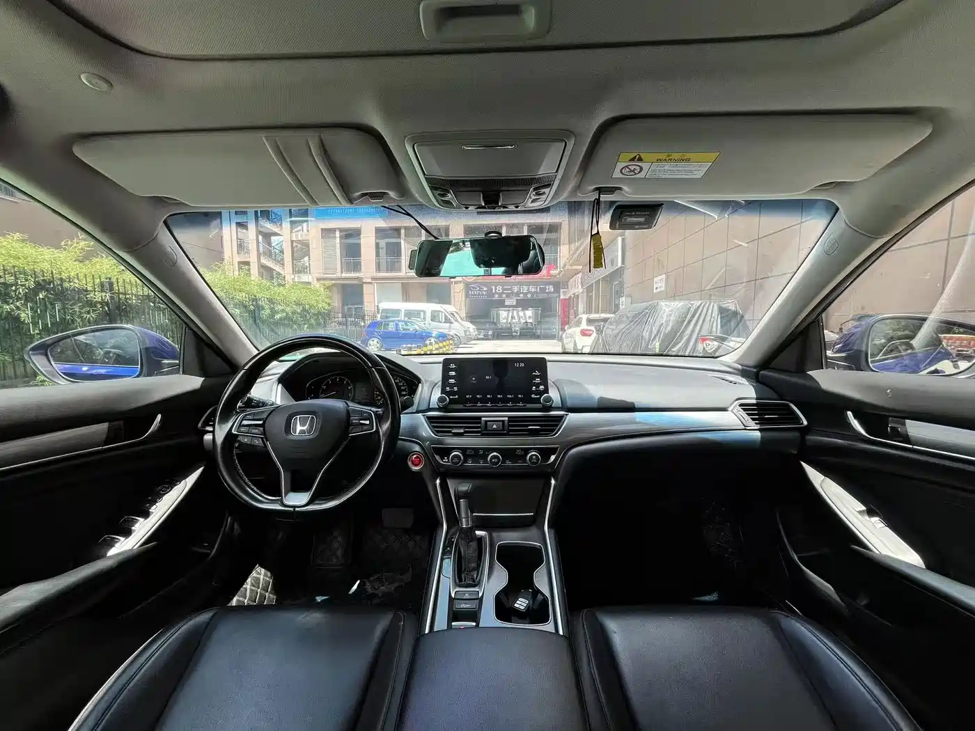 Фото 7 - Honda Accord