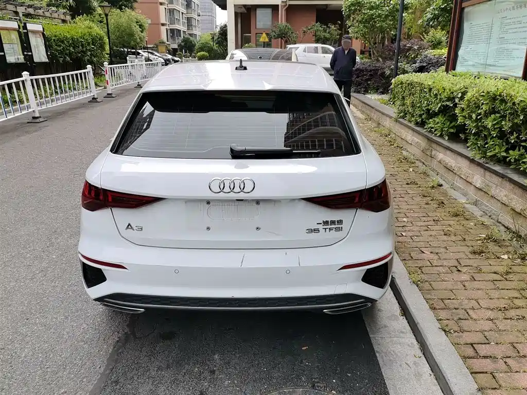 Audi A3 2024 Model Sportback 35 TFSI Fashion Sport фото 12