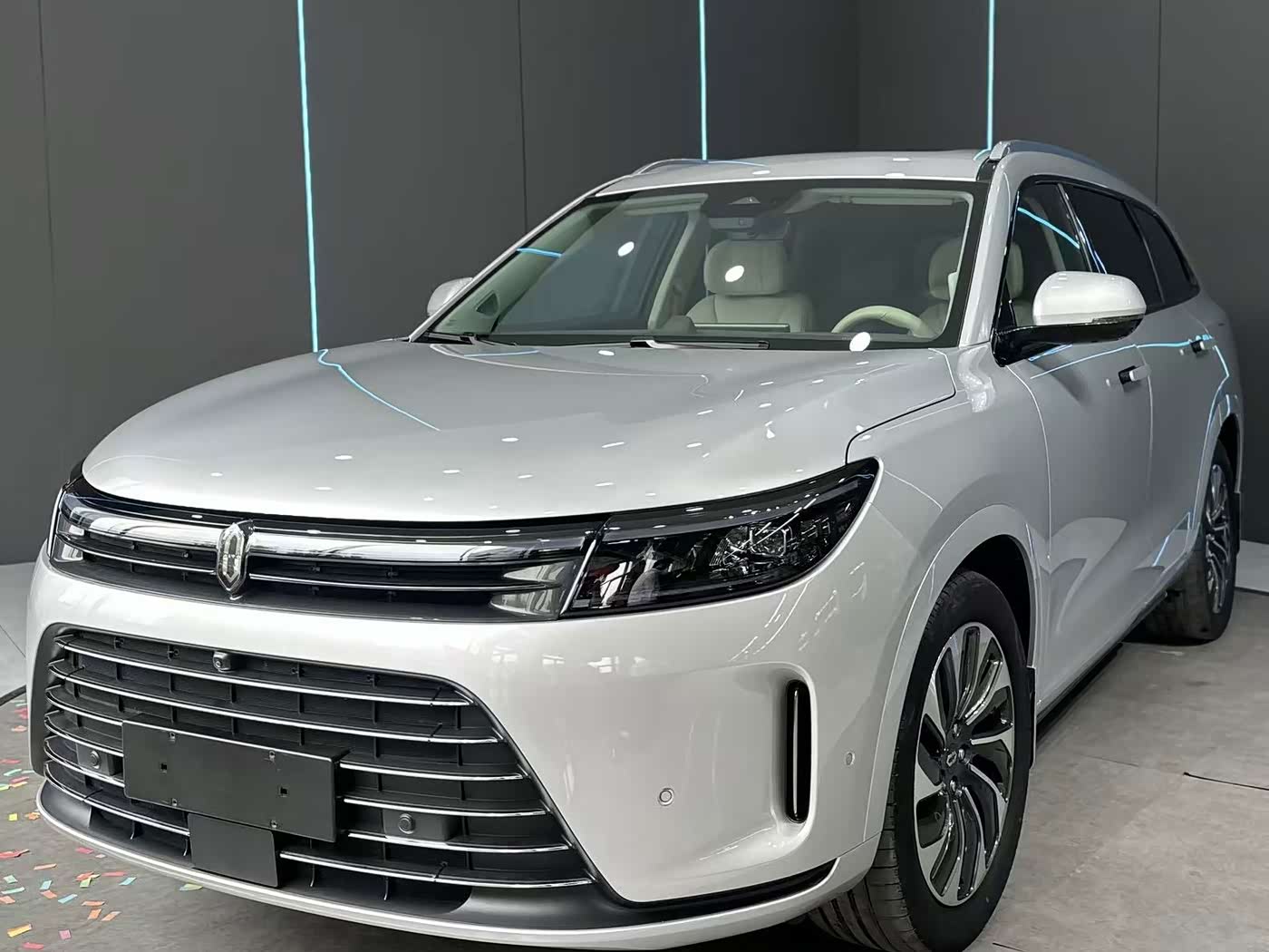 AITO Wenjie AITO M7