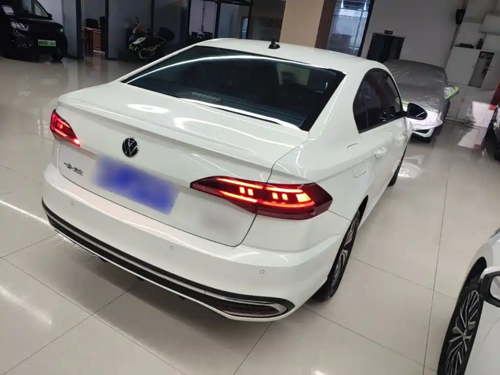 Volkswagen Bora 2025 2025 200TSI DSG Joy Ride Navigation Edition