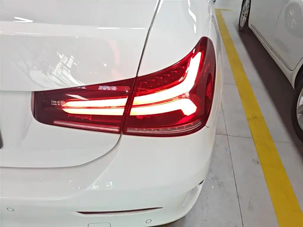 Mercedes-Benz A-Class 2020 A 200 L Sport Sedan фото 8