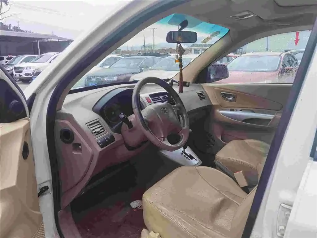 Hyundai Tucson 2009 2.0L Automatic 2WD Sunroof фото 6