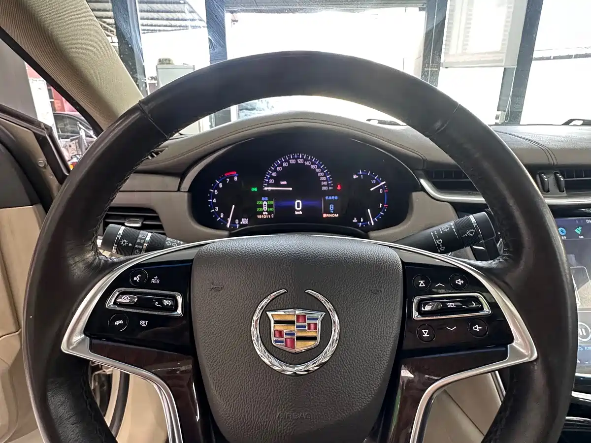 Cadillac XTS 2014 2013 Model 28T Comfort