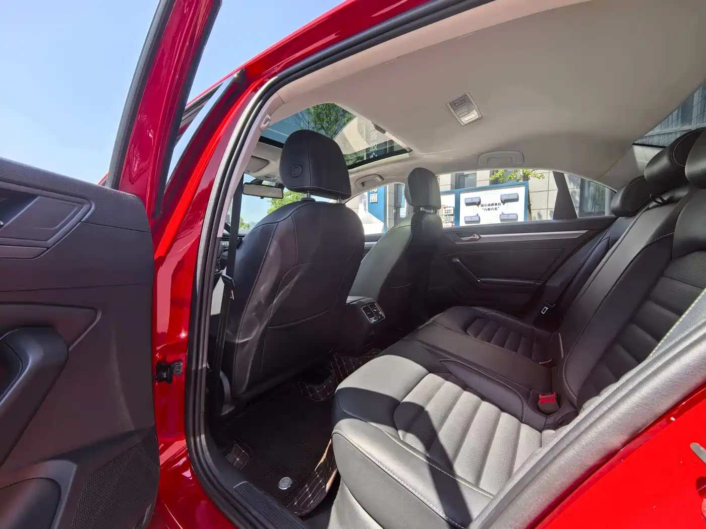 Volkswagen Lamando 2021 Facelift 280TSI DSG Comfort Edition фото 6