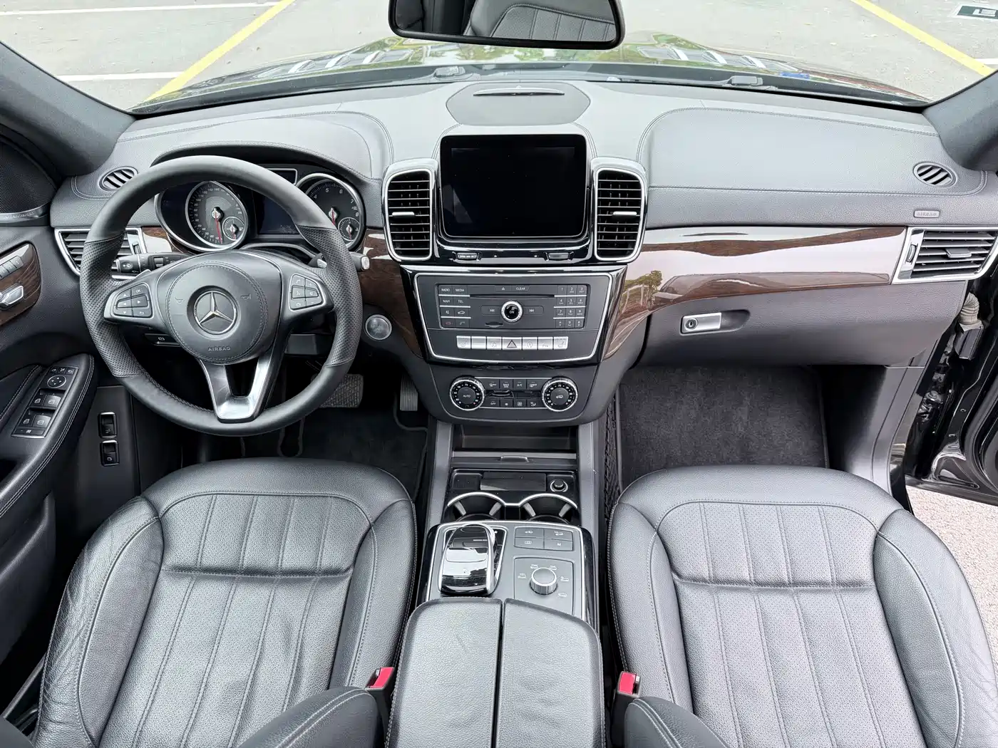 Mercedes-Benz GLS 2018 GLS 400 4MATIC Luxury фото 5