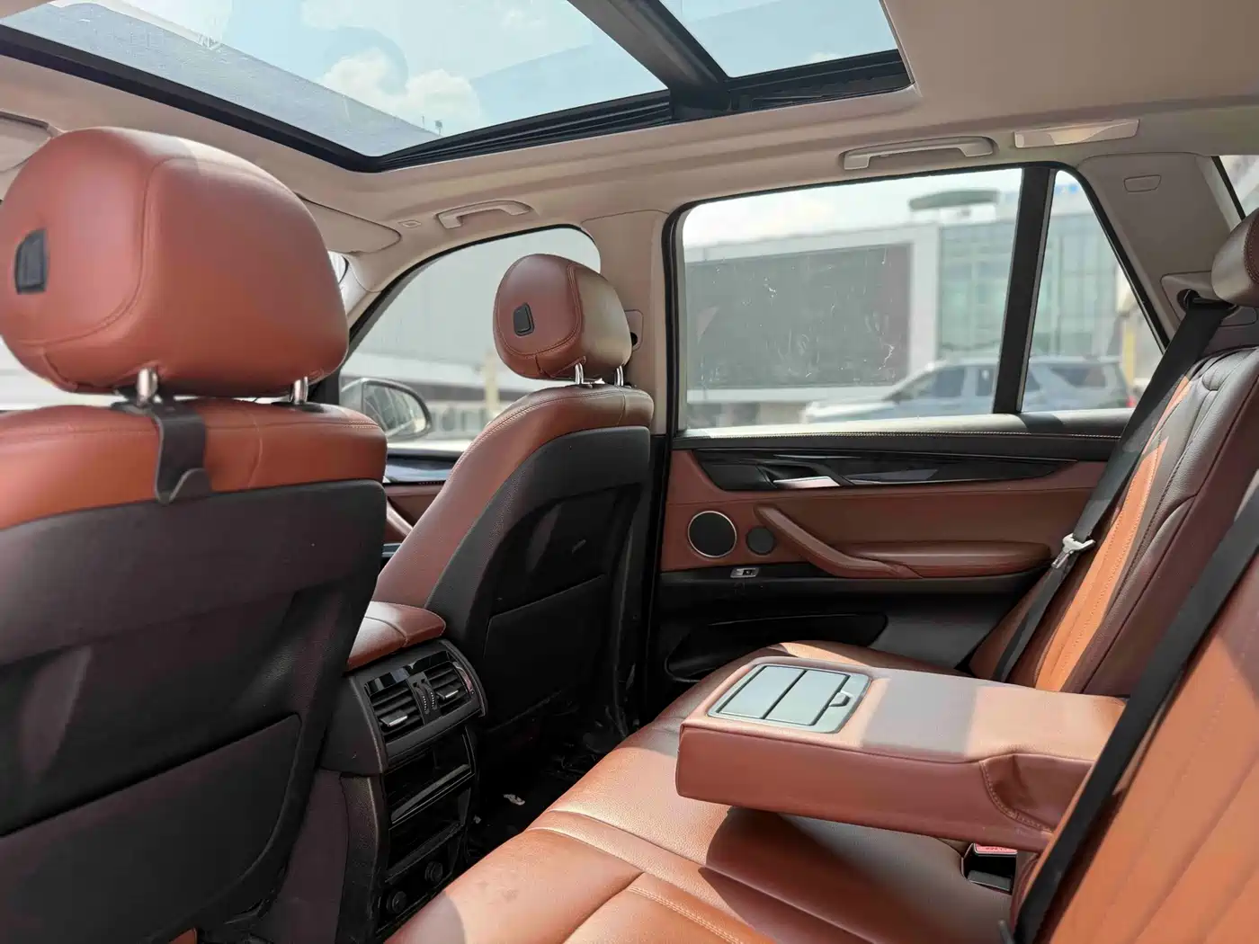 BMW X5 (Import) 2018 xDrive35i Elegant Model фото 5