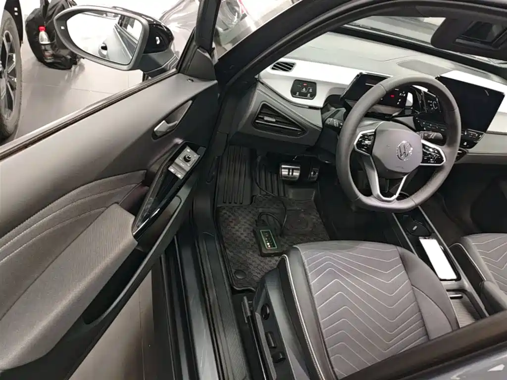 Volkswagen ID.3 2024 Outstanding Edition фото 16