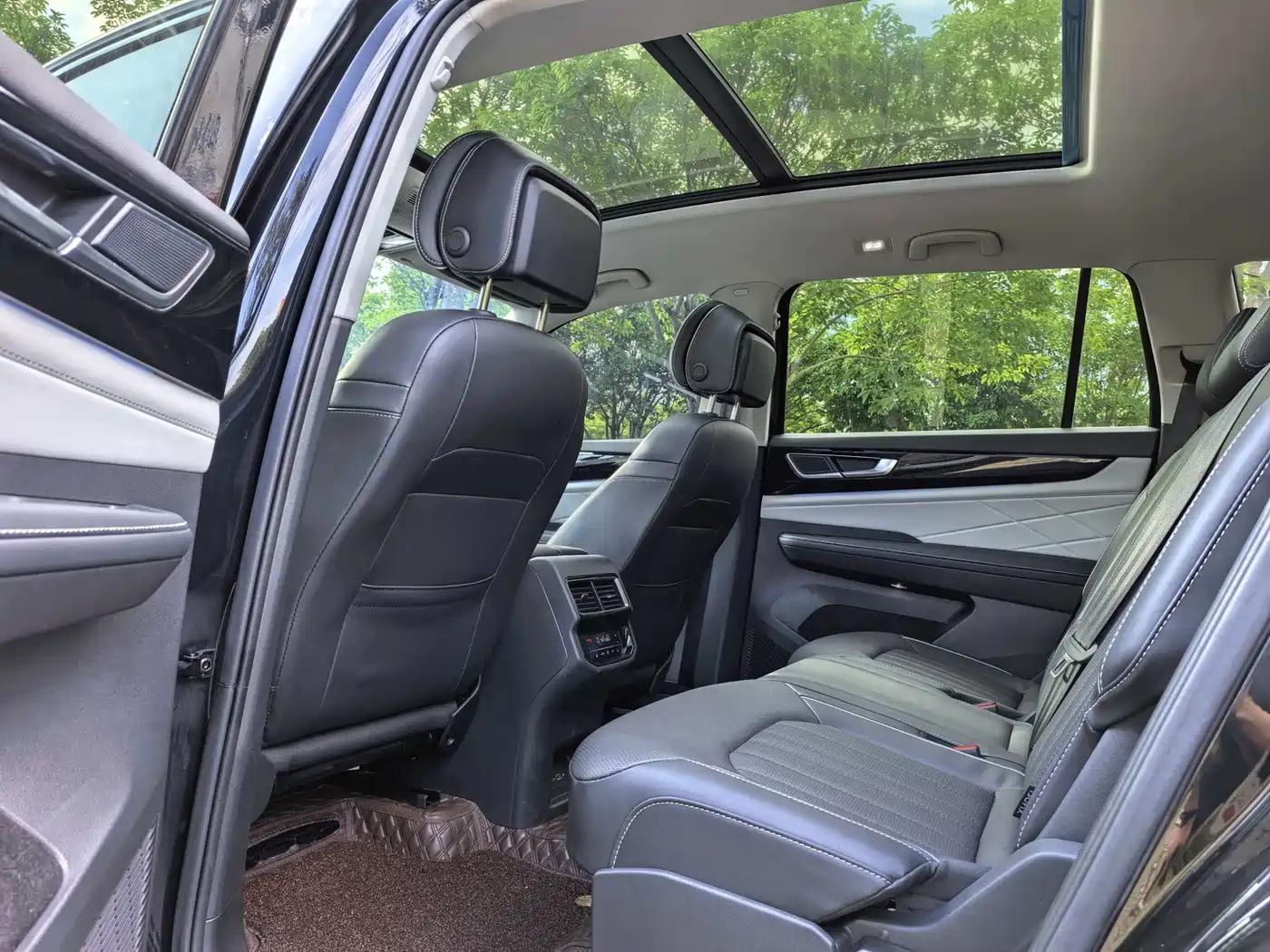 Volkswagen Teramont 2023 Facelift 380TSI 4WD Luxury Edition фото 5